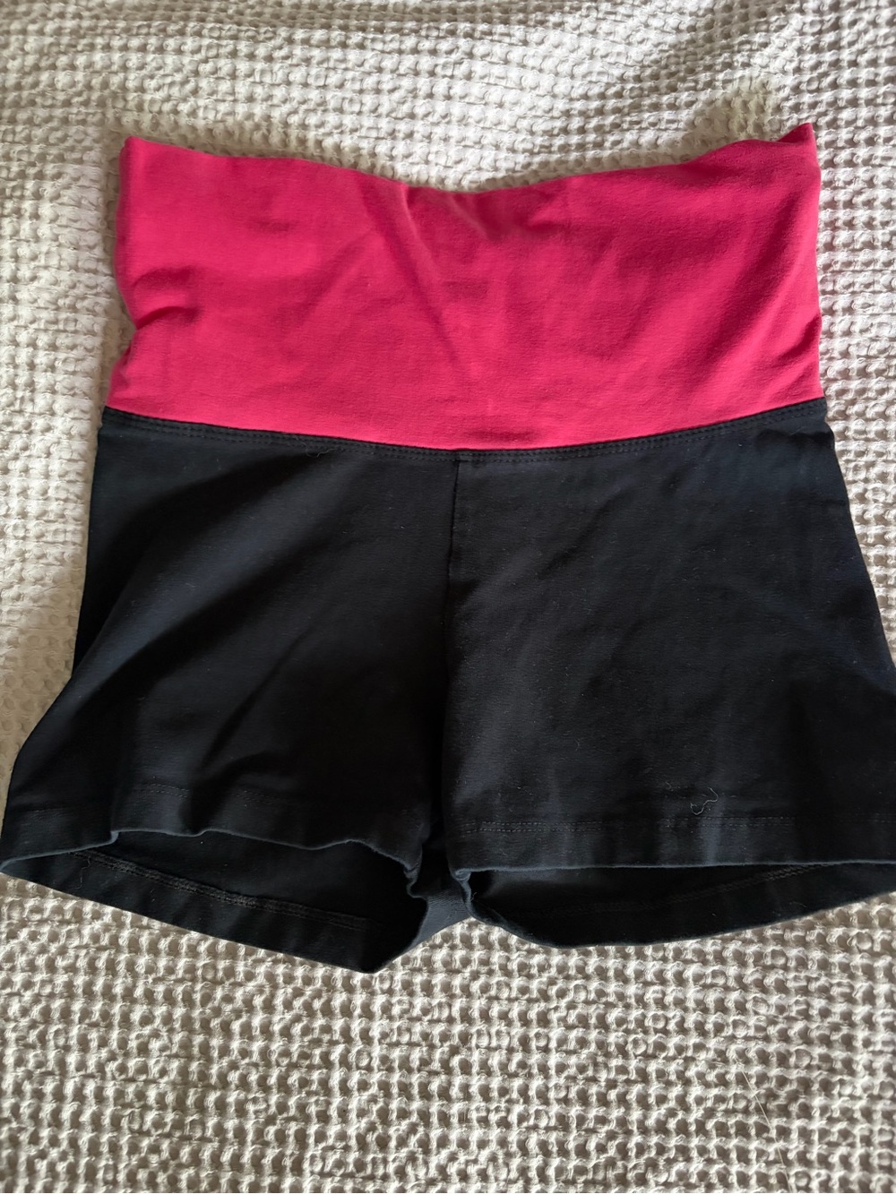 Hot Yoga Women's Fold-Over Waistband Shorts in Black and Pink